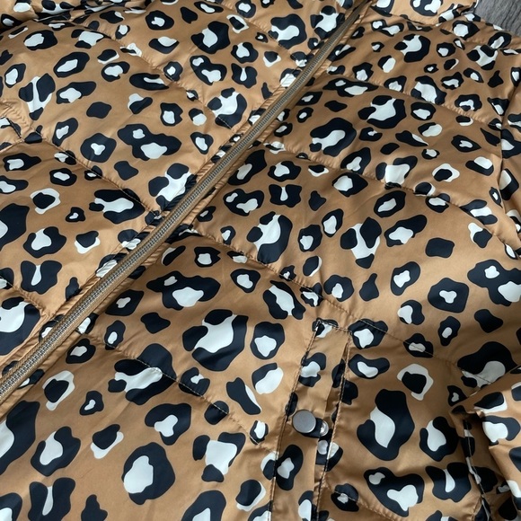 Who What Wear Women’s puffer jacket, size small - Picture 4 of 9